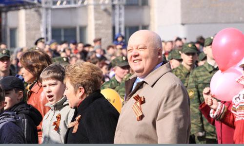 Эдуард Сергеевич на демонстрации северодвинцев 9 Мая. Фото В. Капустина
